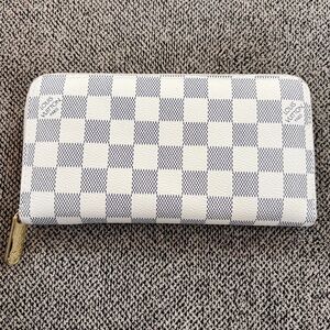 Louis Vuitton White and Gray Checkered Wallet
